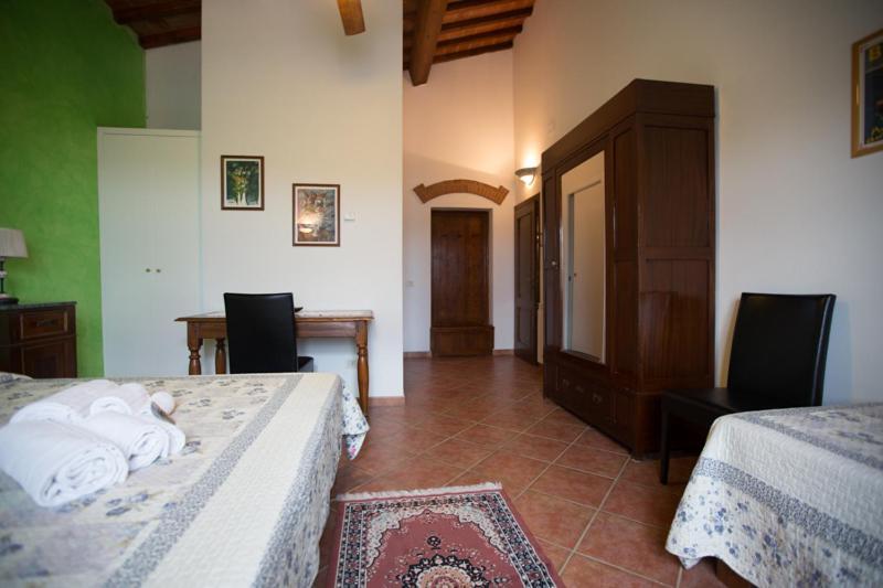 Agriturismo Villani Poderi Nesti & Cupoli لاسترا أَ سينيا المظهر الخارجي الصورة