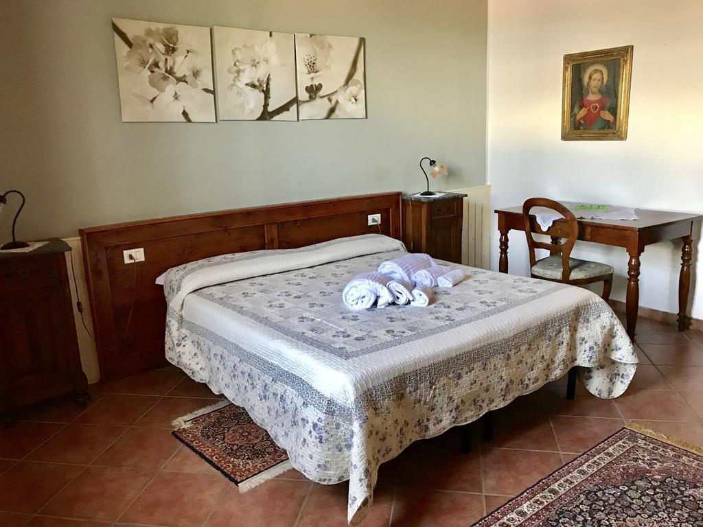 Agriturismo Villani Poderi Nesti & Cupoli لاسترا أَ سينيا المظهر الخارجي الصورة